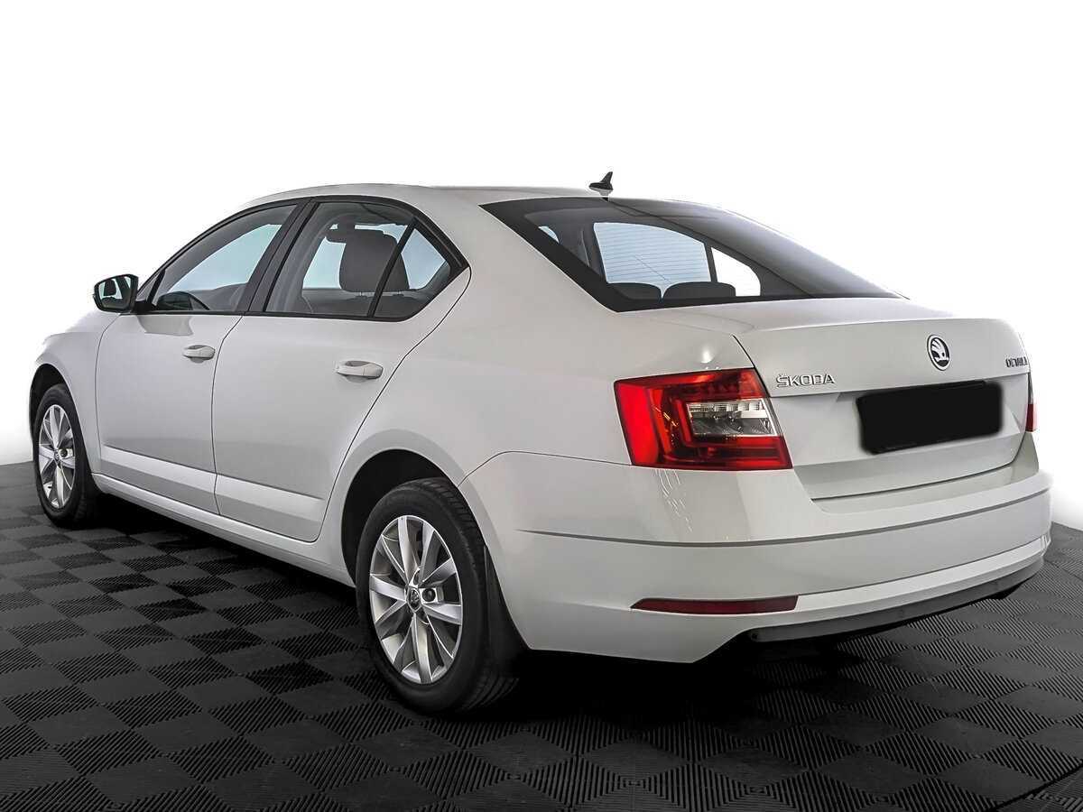 Купить Skoda Octavia с пробегом. Фото: #6
