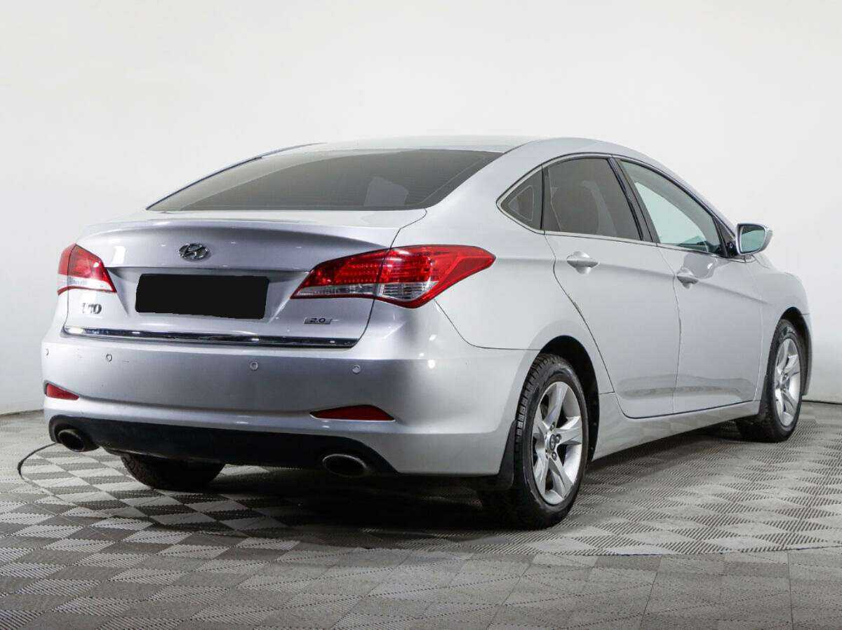 Купить Hyundai i40 с пробегом. Фото: #4
