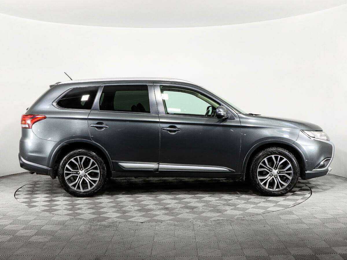 Купить Mitsubishi Outlander с пробегом. Фото: #3