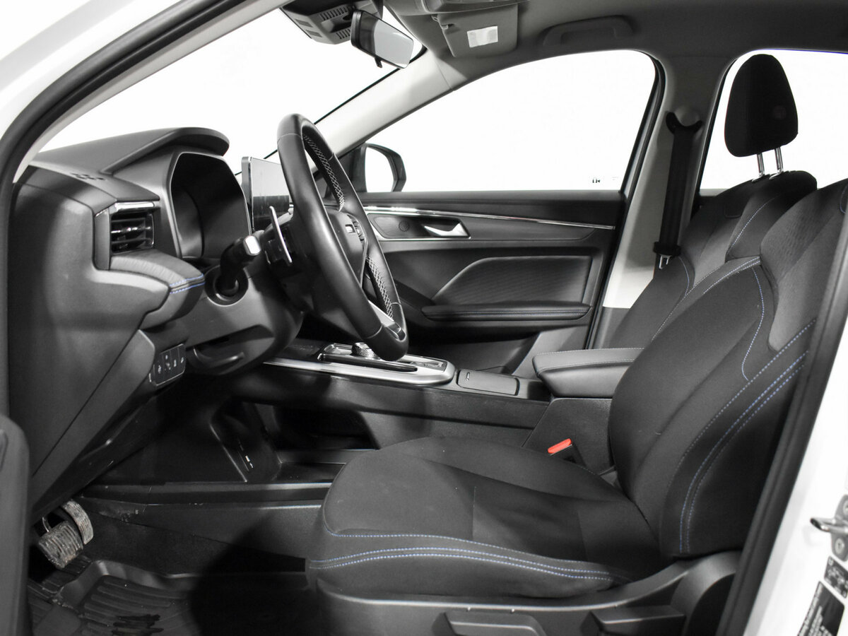 Купить Haval Jolion с пробегом. Фото: #8