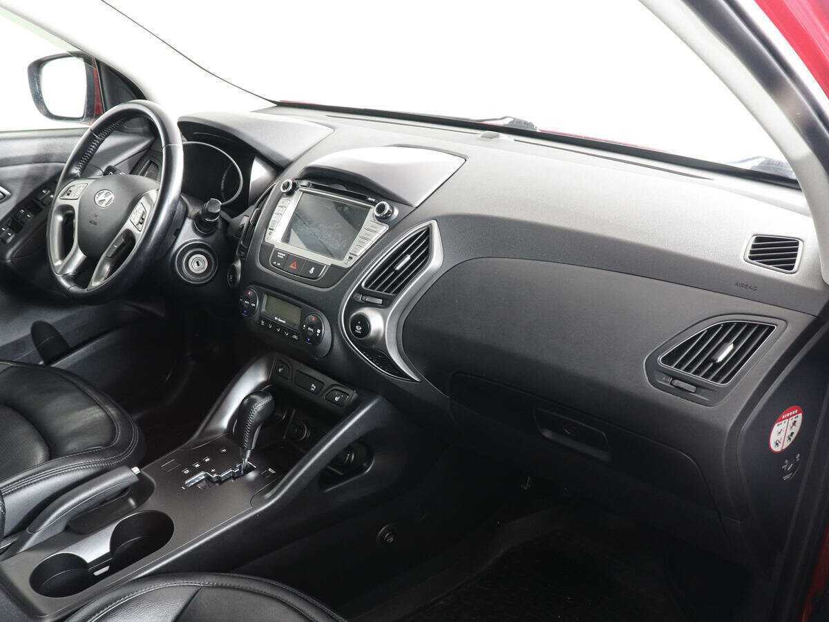 Купить Hyundai ix35 с пробегом. Фото: #9