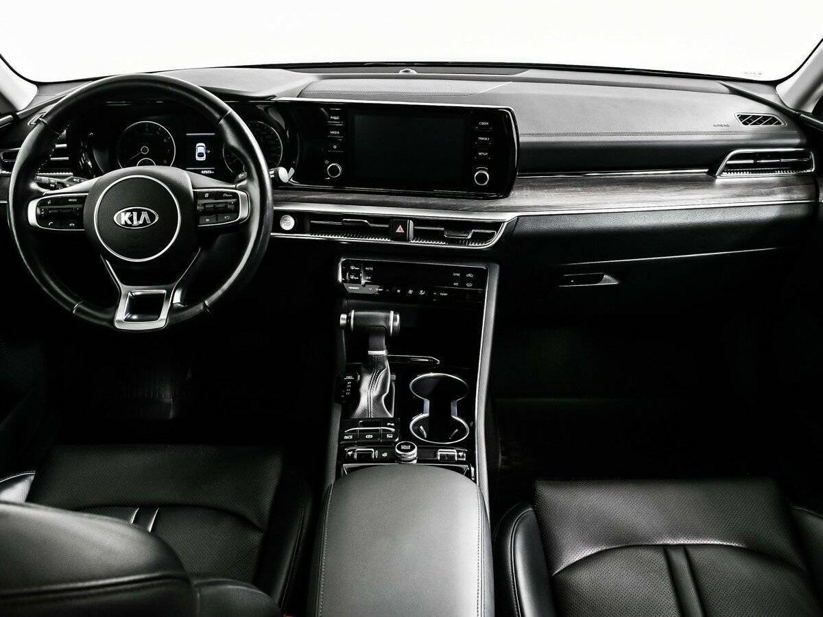 Купить Kia K5 с пробегом. Фото: #10