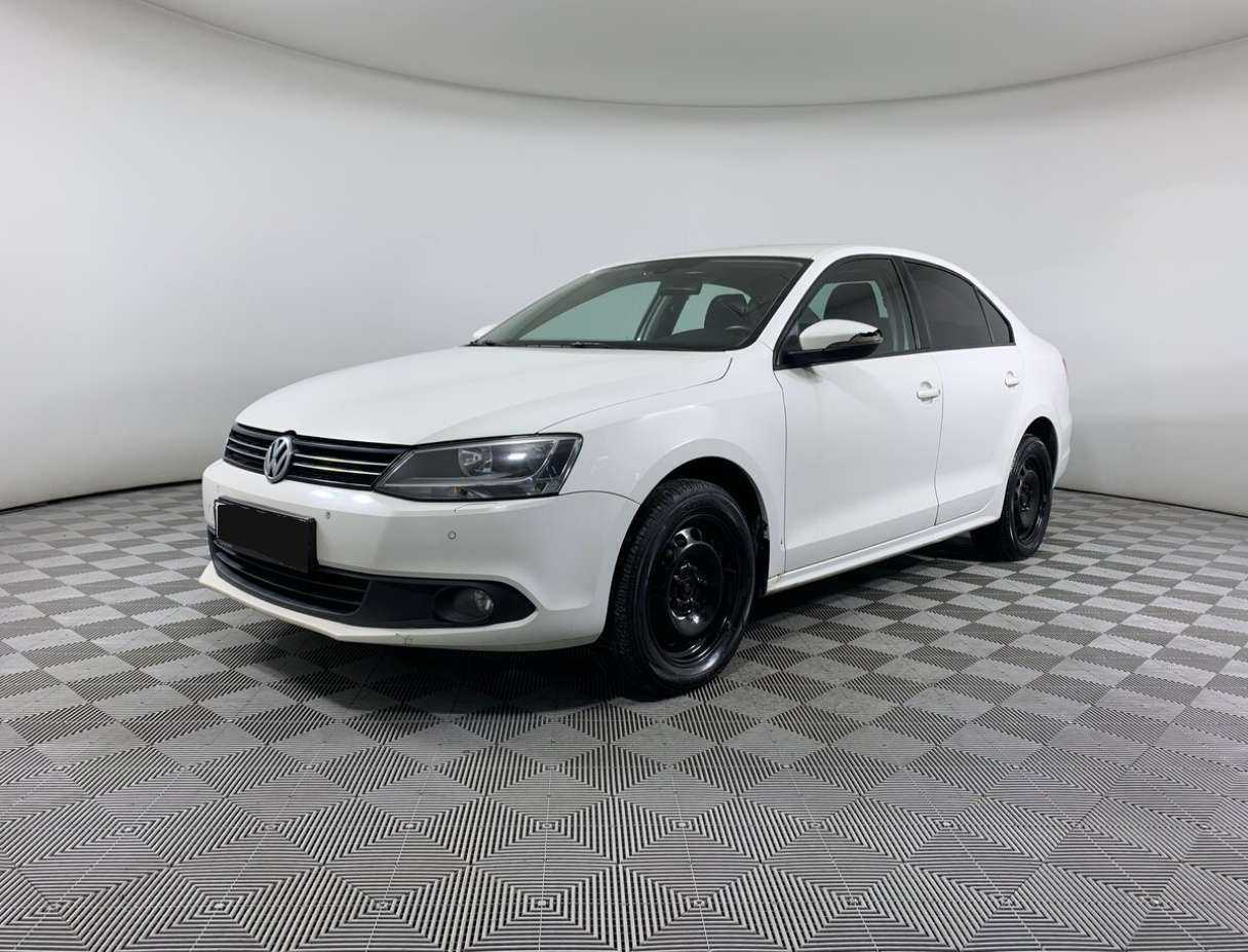 Купить Volkswagen Jetta с пробегом. Посмотреть фото