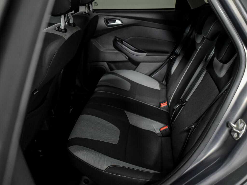 Купить Ford Focus с пробегом. Фото: #13