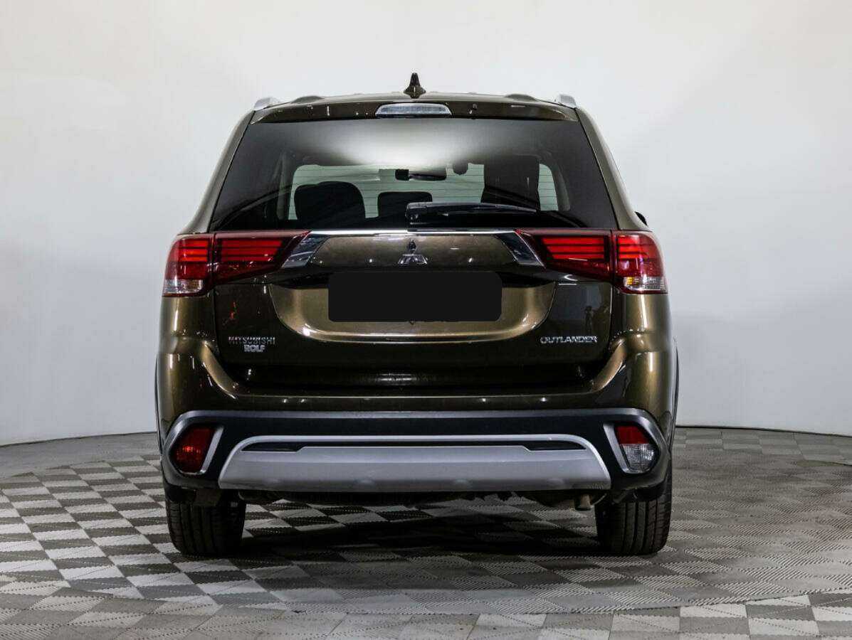 Купить Mitsubishi Outlander с пробегом. Фото: #4