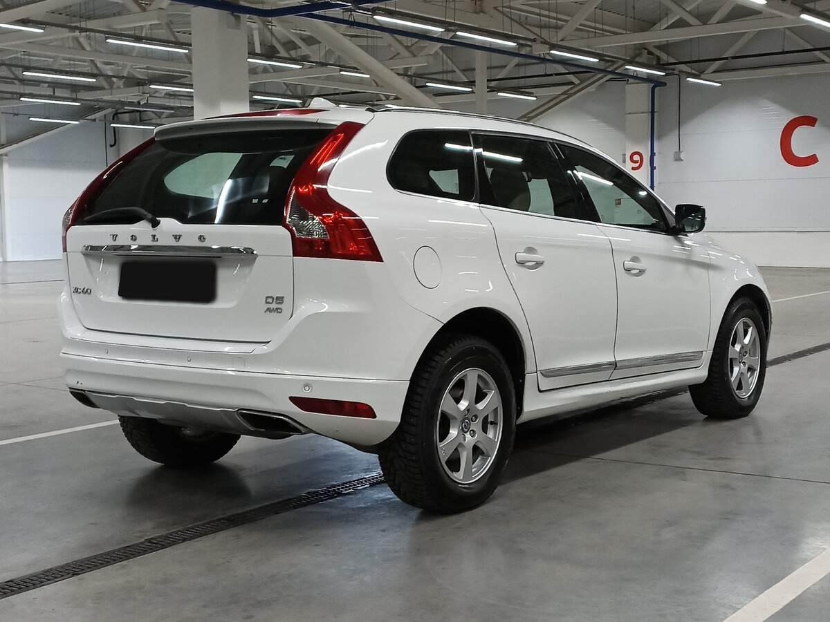 Купить Volvo XC60 с пробегом. Фото: #4
