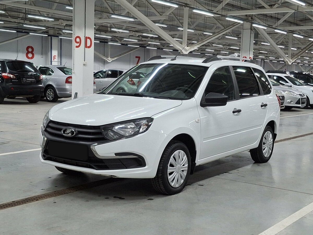Купить Lada (ВАЗ) Granta с пробегом. Посмотреть фото