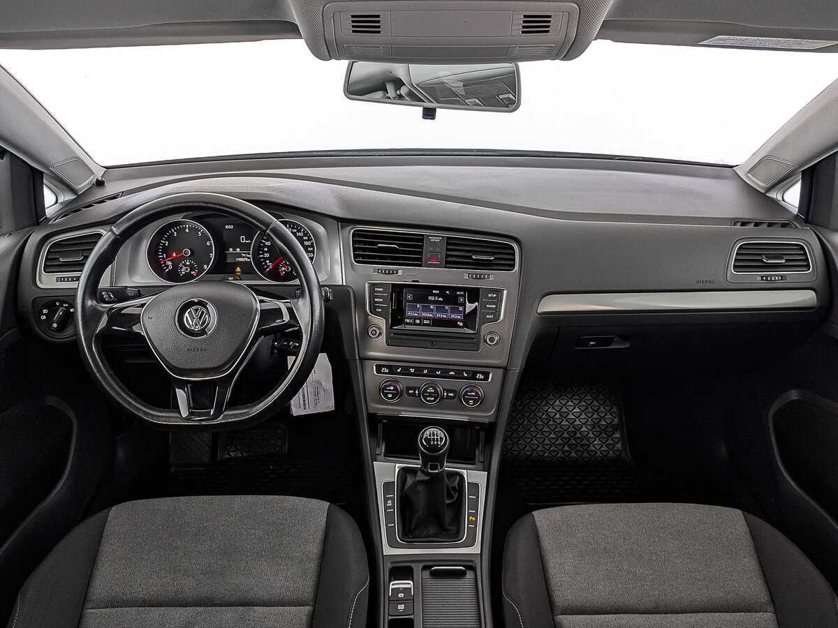 Купить Volkswagen Golf с пробегом. Фото: #13