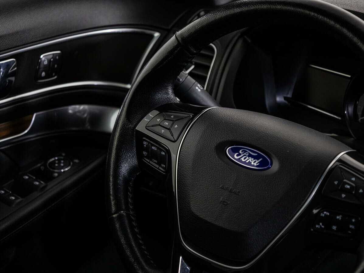 Купить Ford Explorer с пробегом. Фото: #12