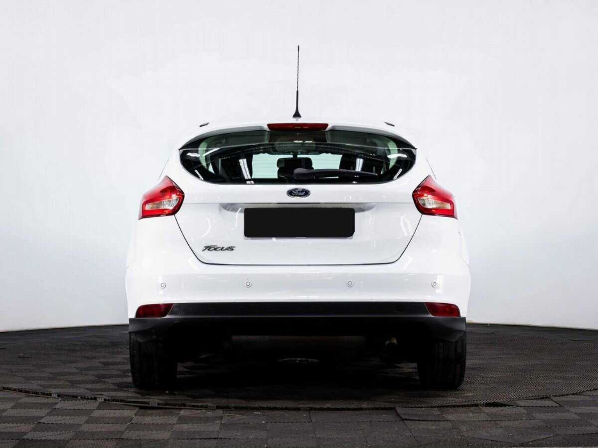 Купить Ford Focus с пробегом. Фото: #4