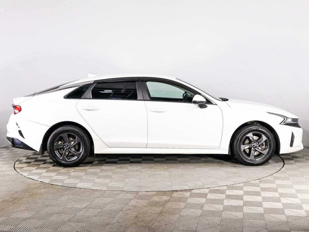 Купить Kia K5 с пробегом. Фото: #3