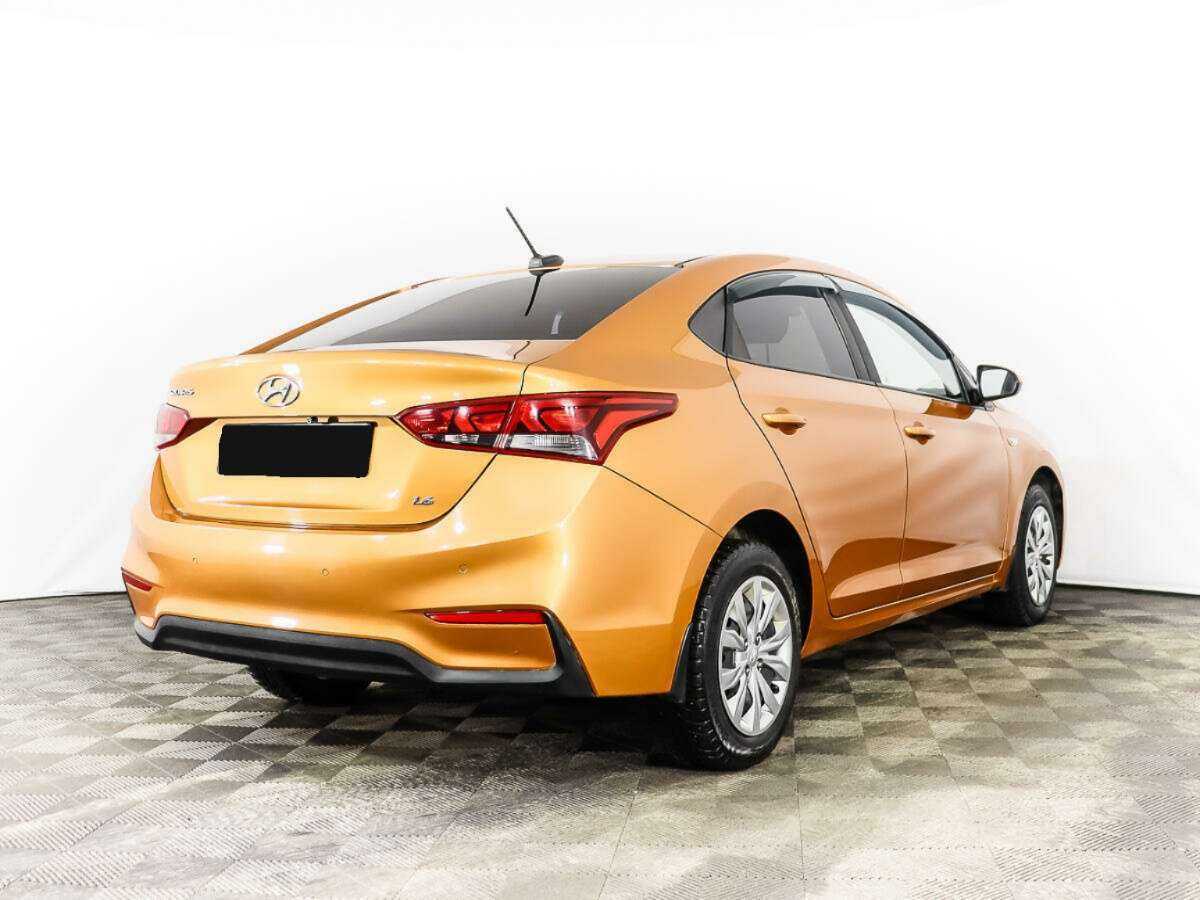Купить Hyundai Solaris с пробегом. Фото: #4