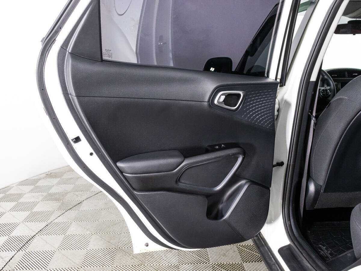 Купить Kia Soul с пробегом. Фото: #22
