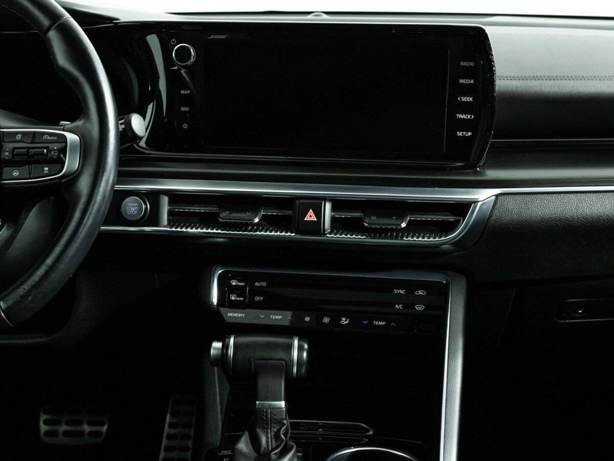 Купить Kia K5 с пробегом. Фото: #13