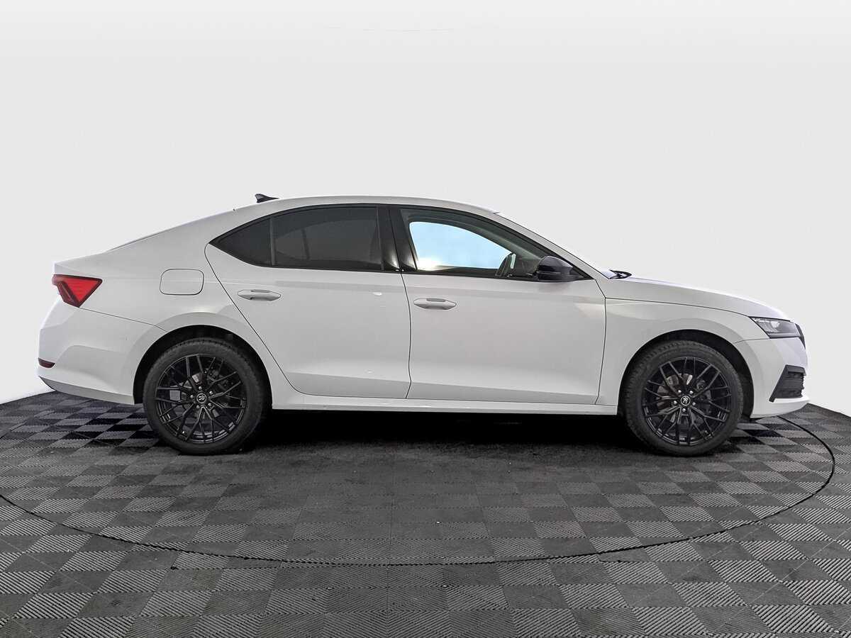 Купить Skoda Octavia с пробегом. Фото: #3
