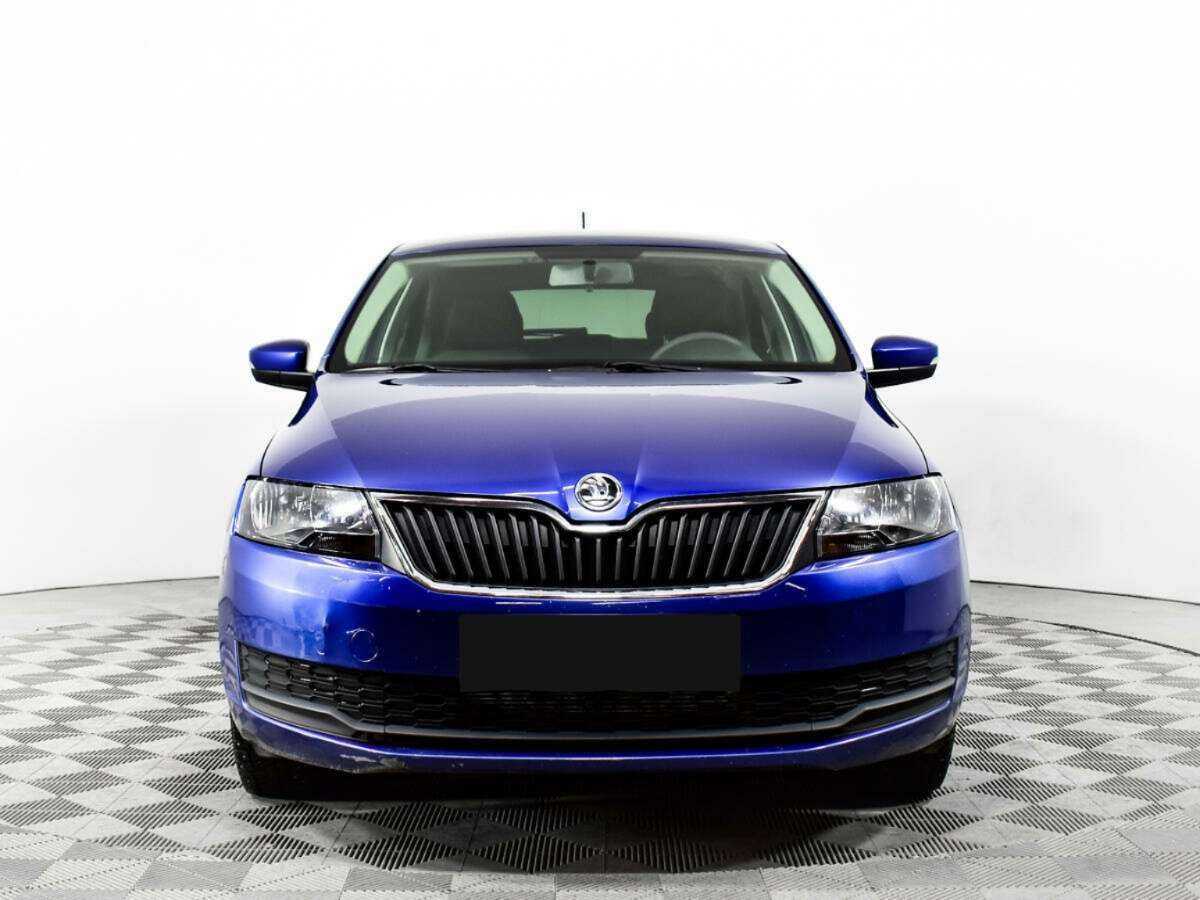 Купить Skoda Rapid с пробегом. Фото: #1