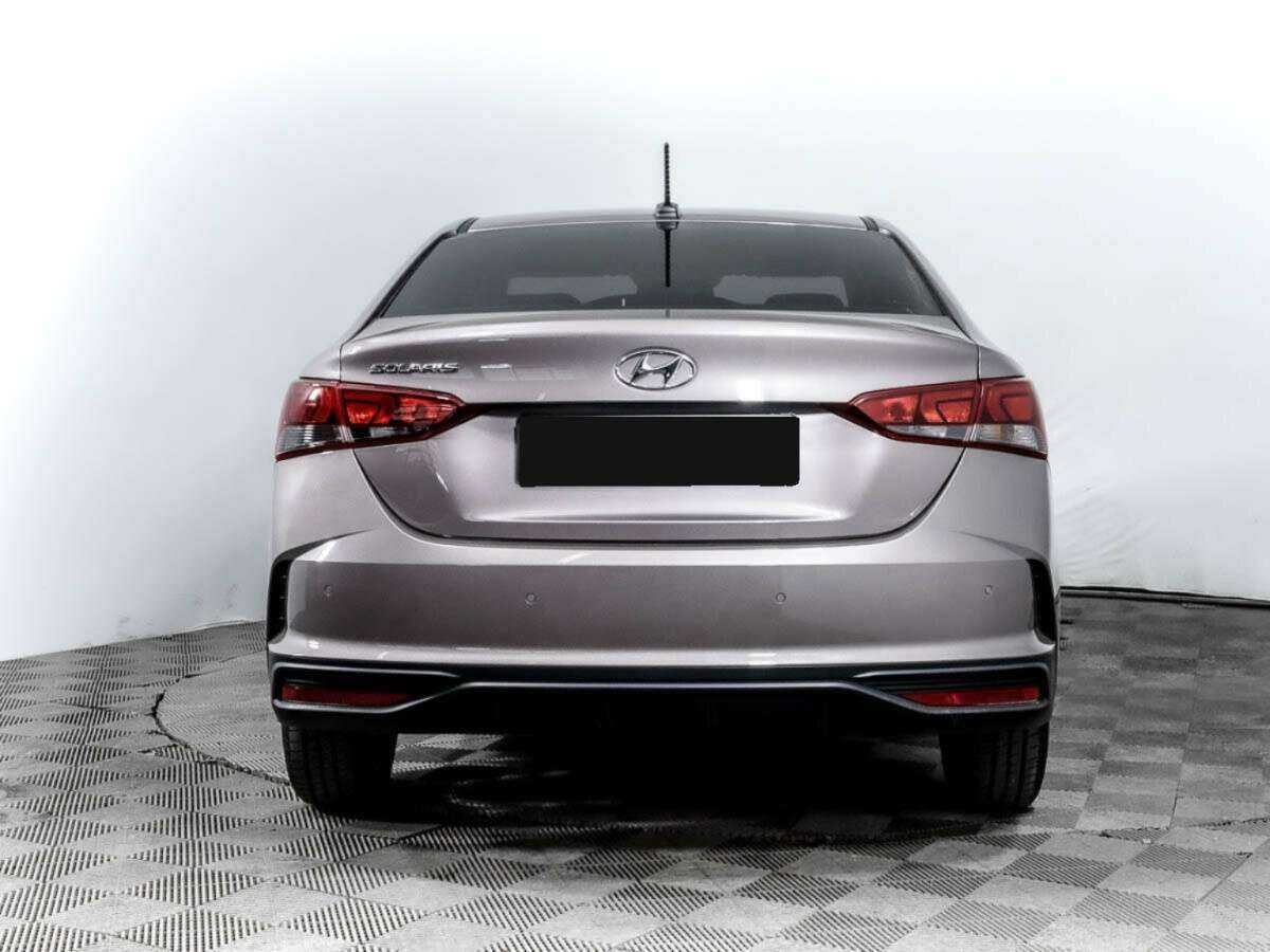 Купить Hyundai Solaris с пробегом. Фото: #4