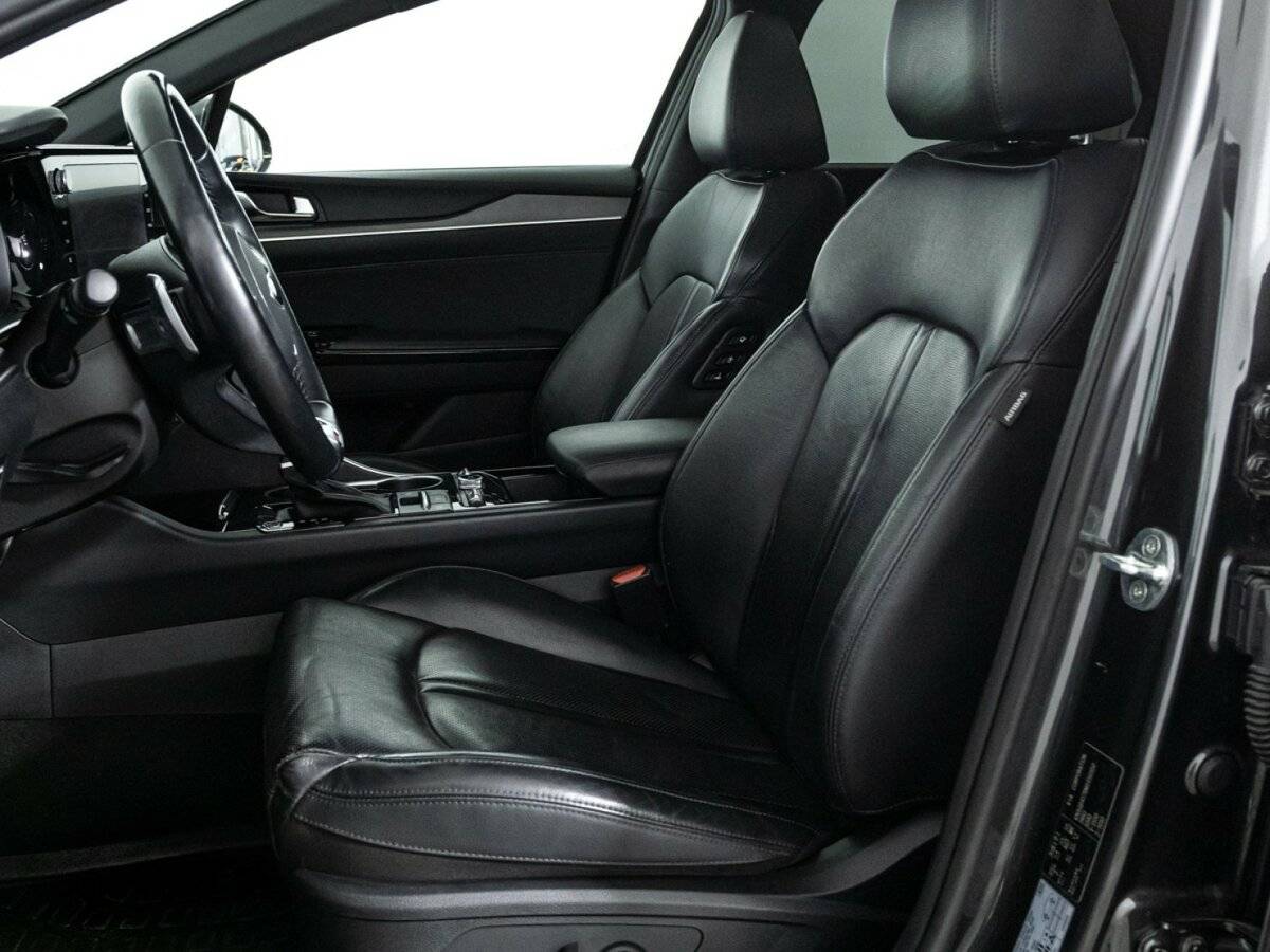 Купить Kia K5 с пробегом. Фото: #16
