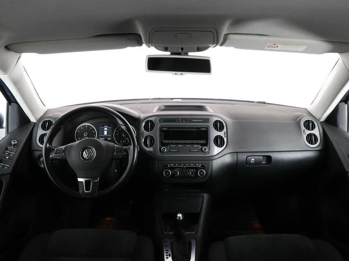 Купить Volkswagen Tiguan с пробегом. Фото: #10