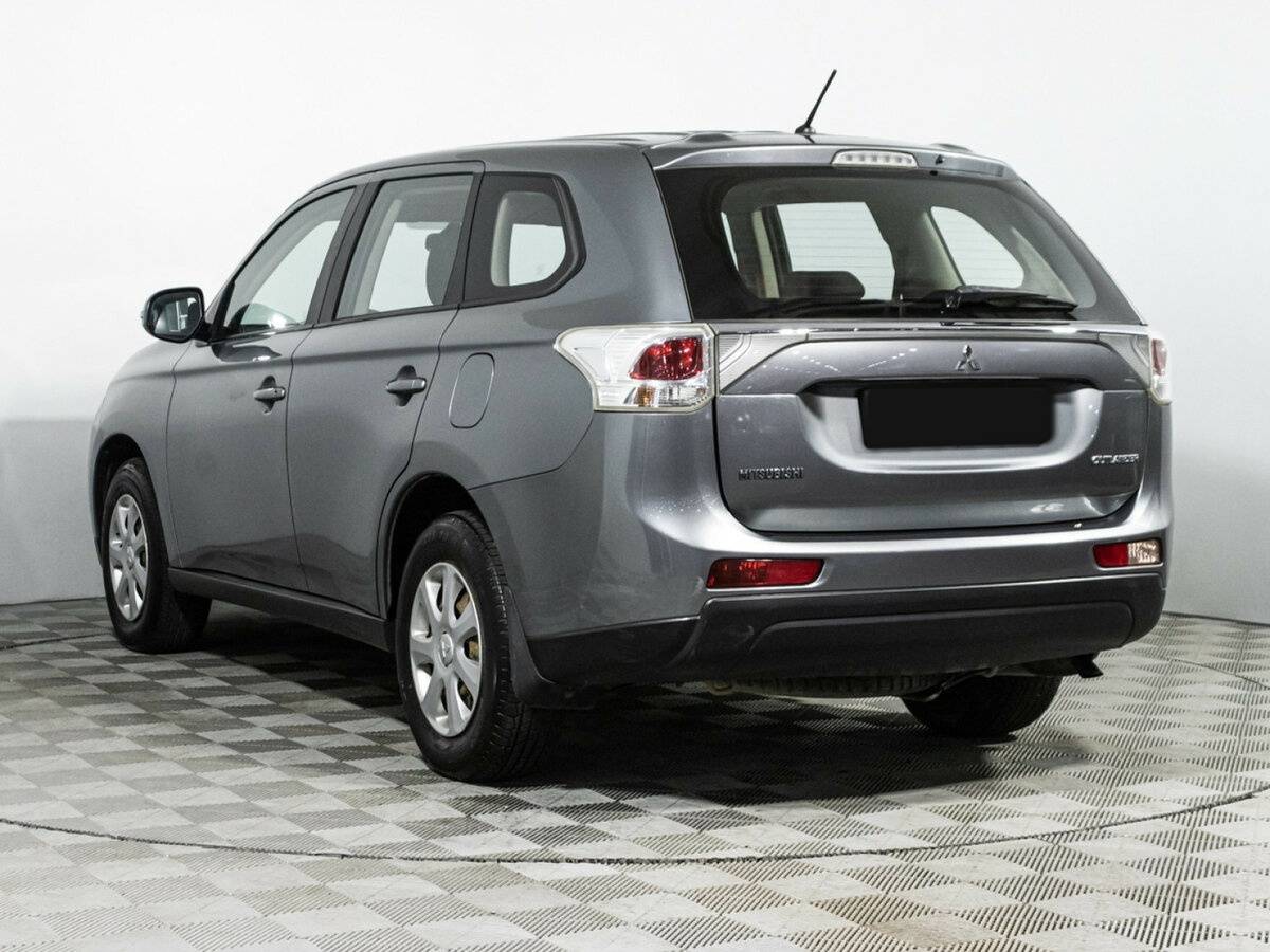 Купить Mitsubishi Outlander с пробегом. Фото: #6