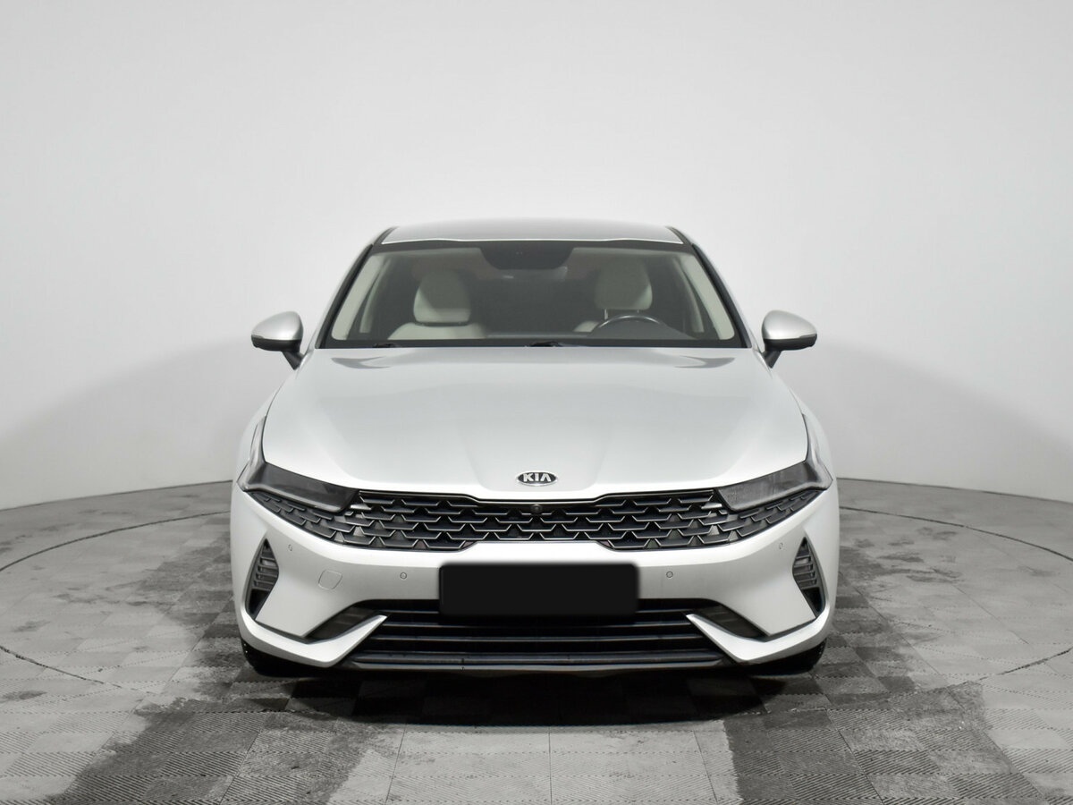 Купить Kia K5 с пробегом. Фото: #1