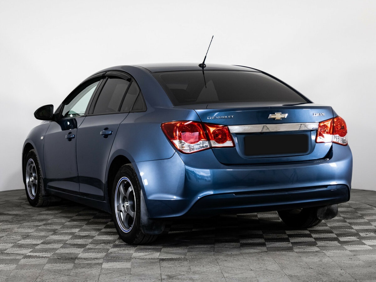 Купить Chevrolet Cruze с пробегом. Фото: #5