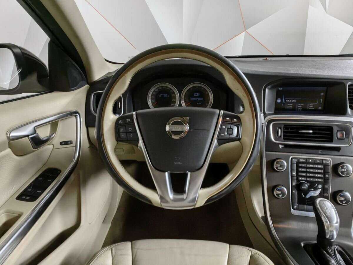 Купить Volvo S60 с пробегом. Фото: #14