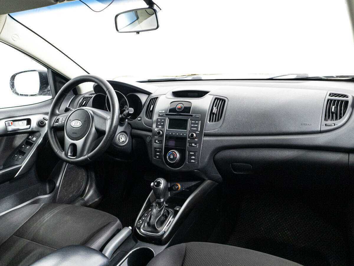Купить Kia Cerato с пробегом. Фото: #8