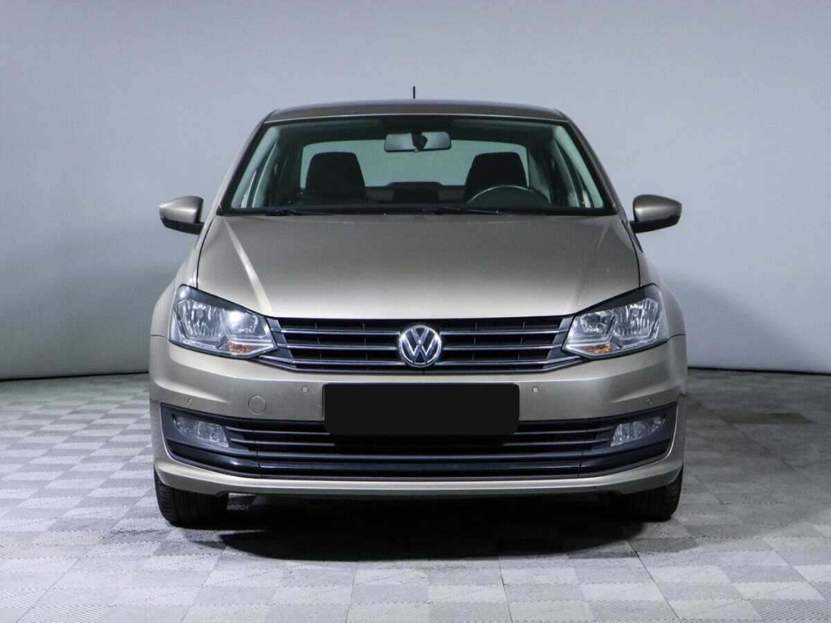 Купить Volkswagen Polo с пробегом. Фото: #1