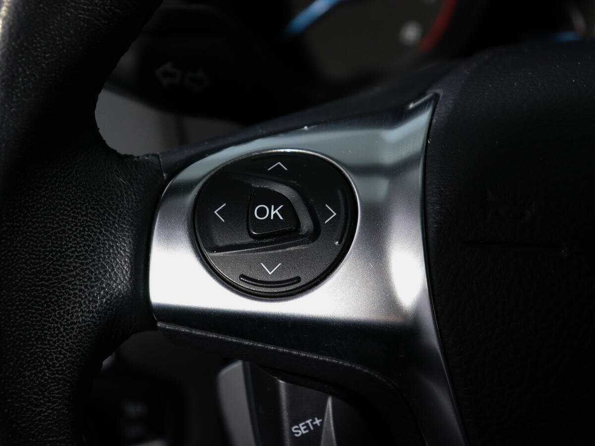 Купить Ford Focus с пробегом. Фото: #17