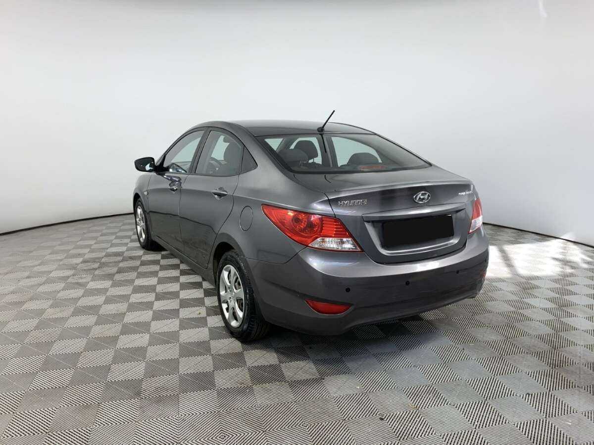 Купить Hyundai Solaris с пробегом. Фото: #6