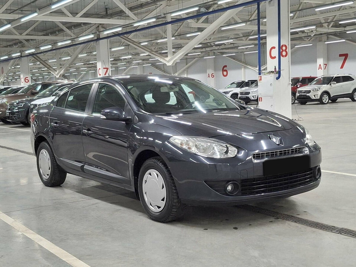 Купить Renault Fluence с пробегом. Фото: #2