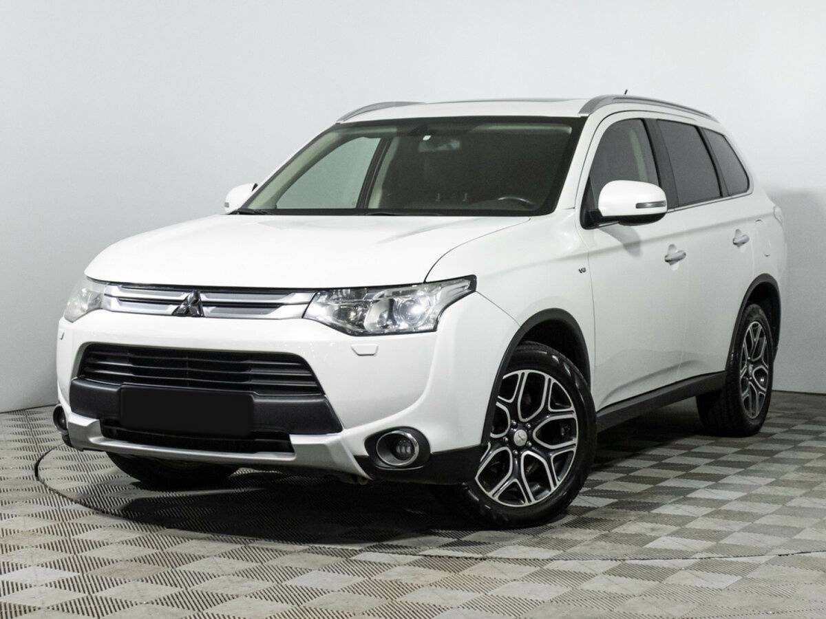 Купить Mitsubishi Outlander с пробегом. Посмотреть фото