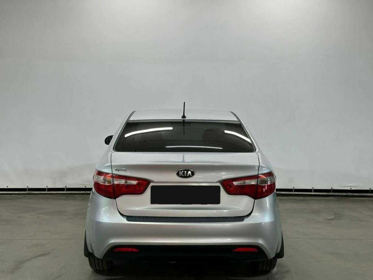Купить Kia Rio с пробегом. Фото: #5
