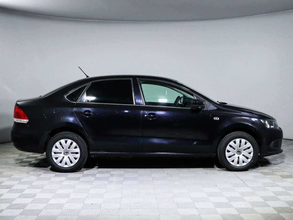 Купить Volkswagen Polo с пробегом. Фото: #3
