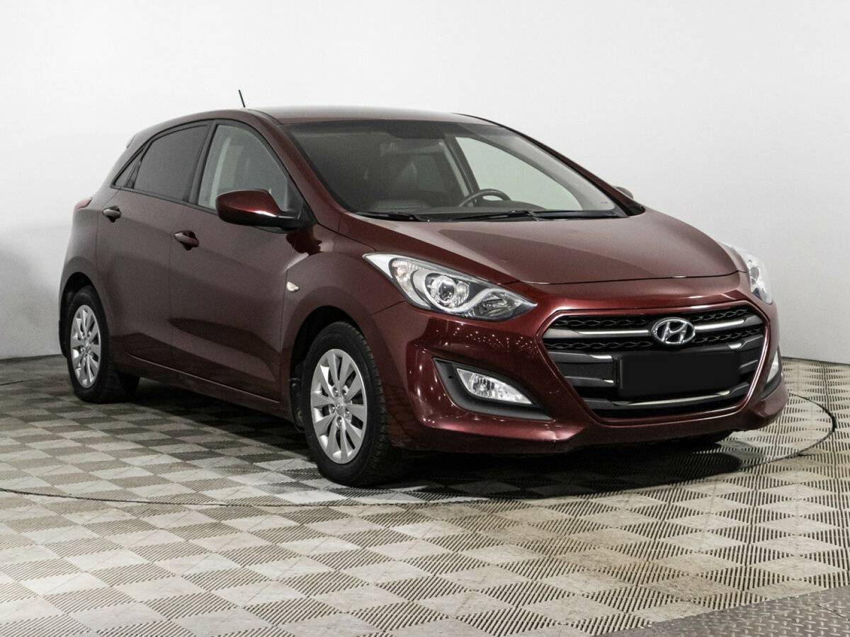 Купить Hyundai i30 с пробегом. Фото: #2