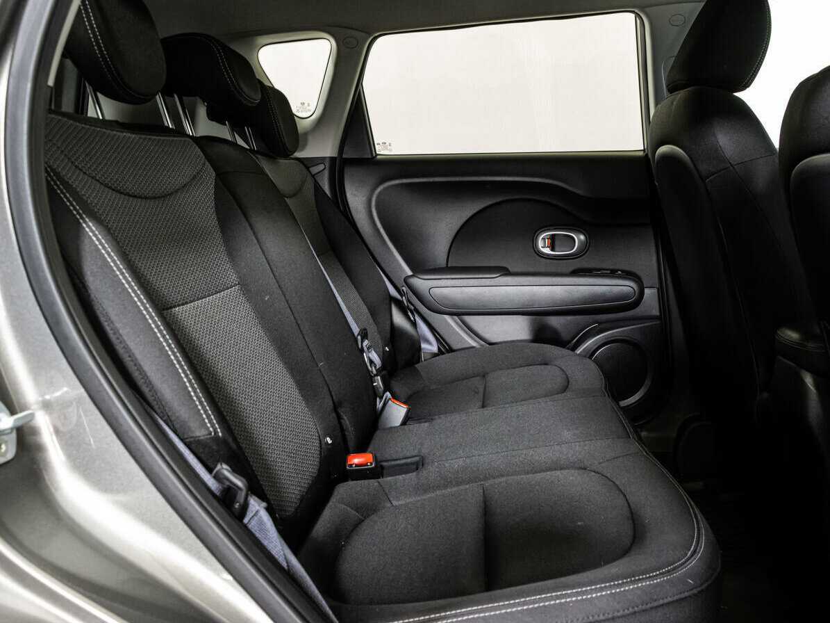 Купить Kia Soul с пробегом. Фото: #9