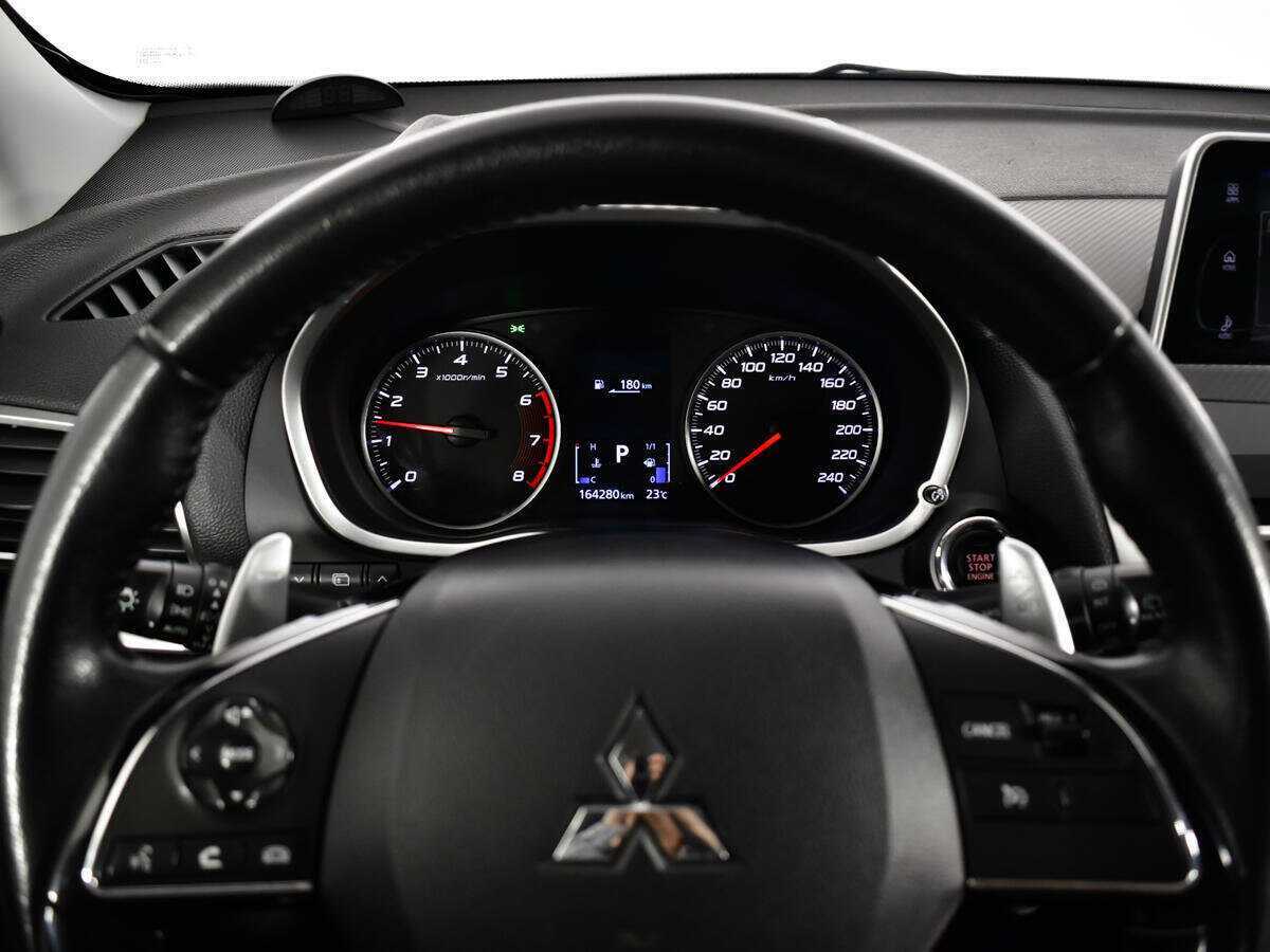 Купить Mitsubishi Eclipse Cross с пробегом. Фото: #10