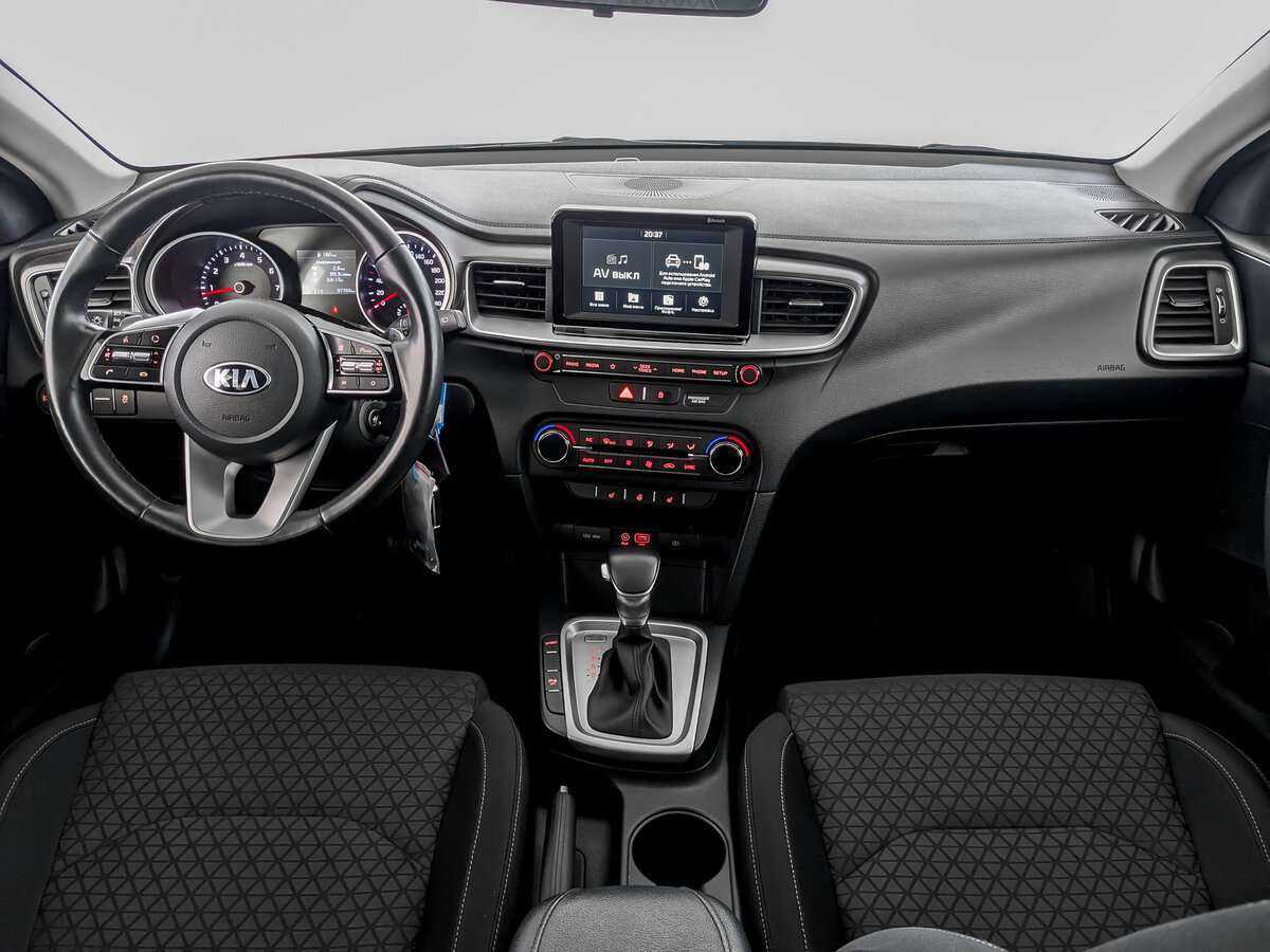 Купить Kia Ceed с пробегом. Фото: #13