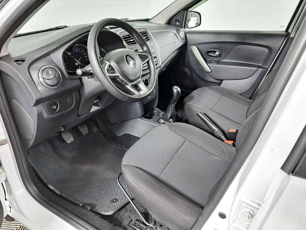 Купить Renault Logan с пробегом. Фото: #13