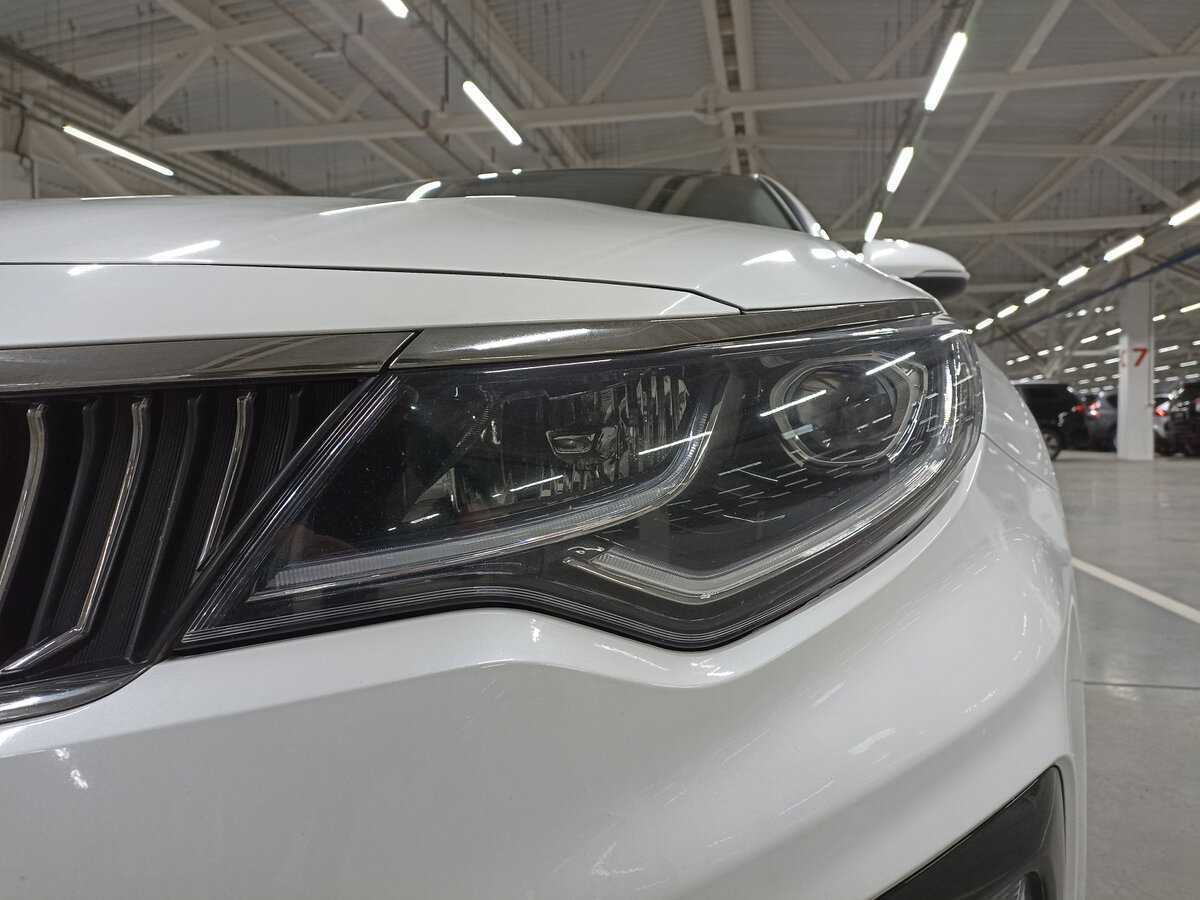 Купить Kia K5 с пробегом. Фото: #16