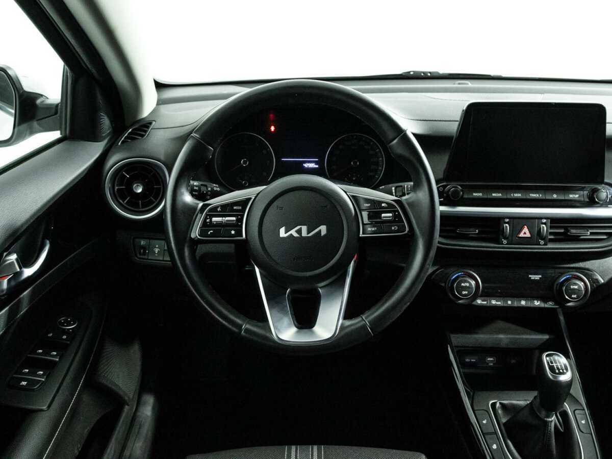 Купить Kia Cerato с пробегом. Фото: #20