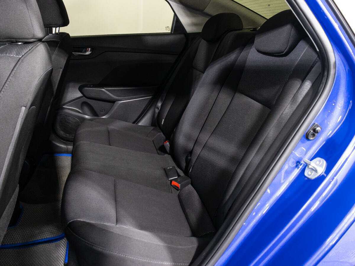 Купить Hyundai Solaris с пробегом. Фото: #9