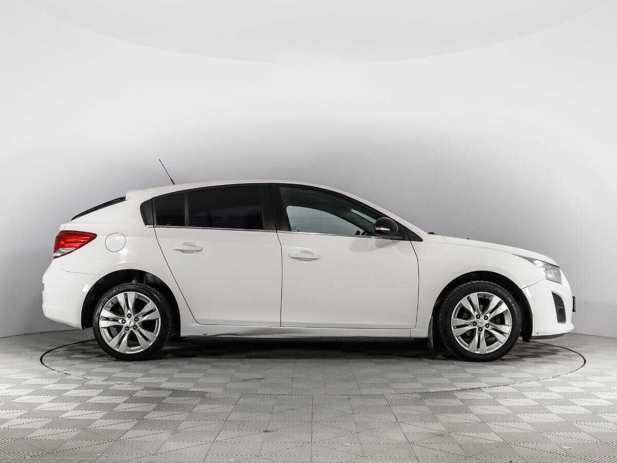 Купить Chevrolet Cruze с пробегом. Фото: #3