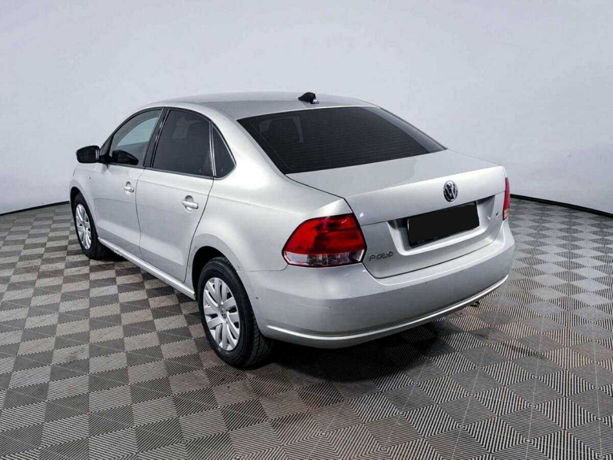 Купить Volkswagen Polo с пробегом. Фото: #6