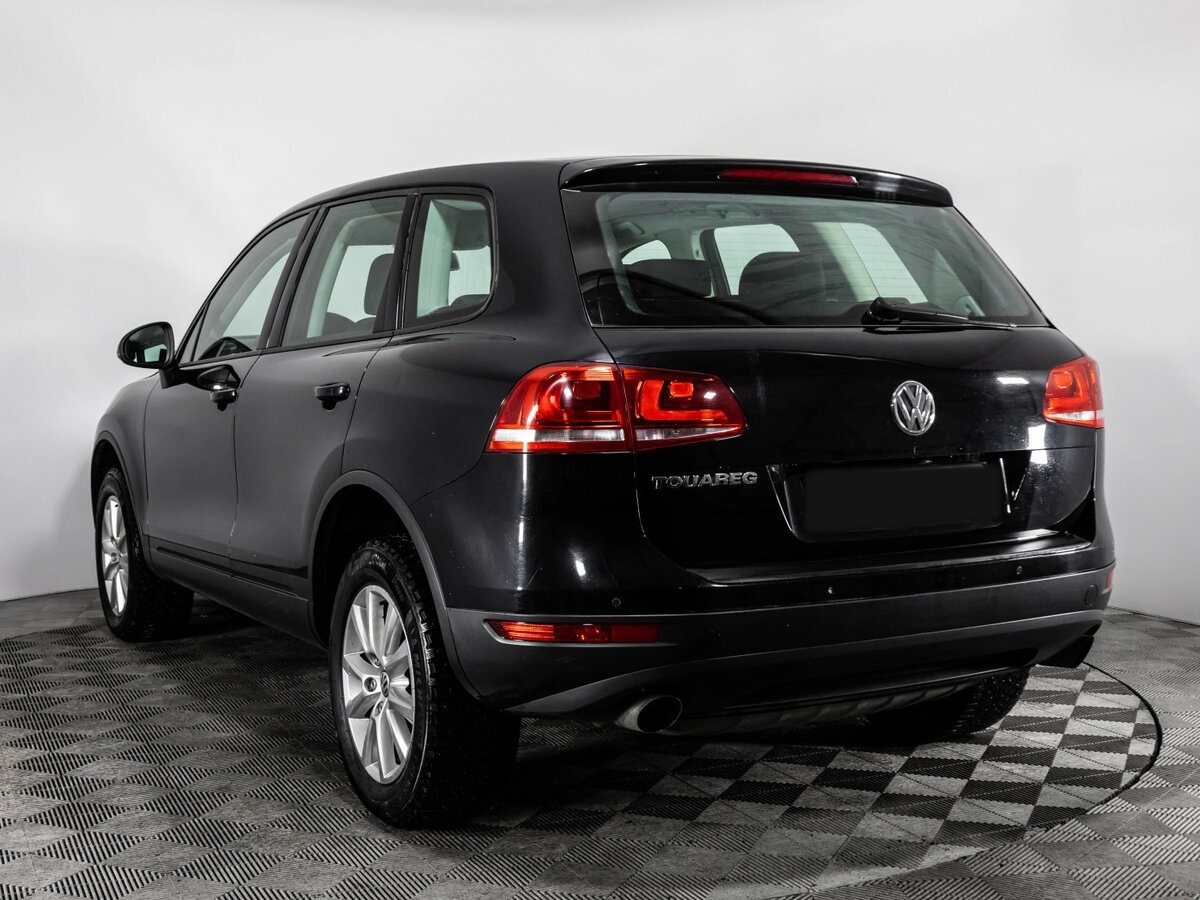 Купить Volkswagen Touareg с пробегом. Фото: #5