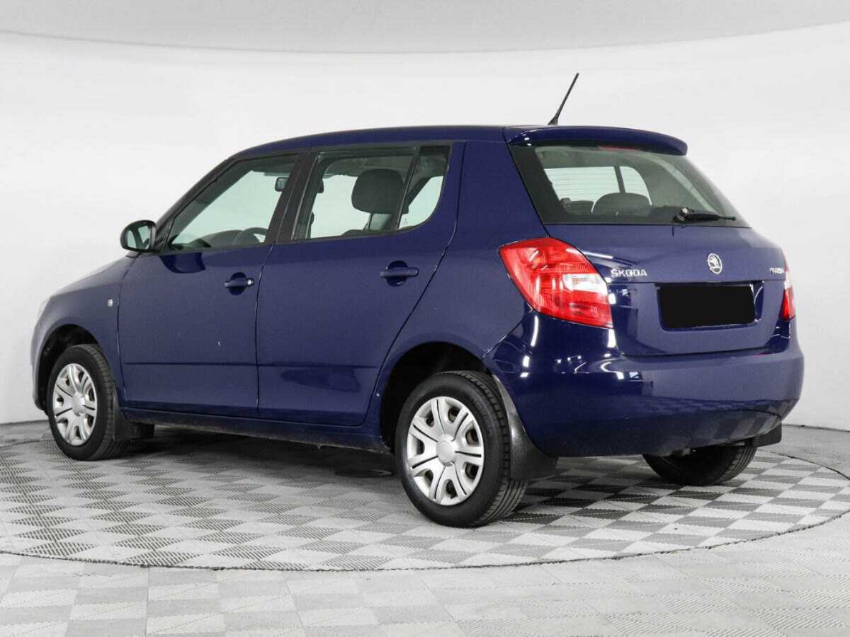 Купить Skoda Fabia с пробегом. Фото: #3