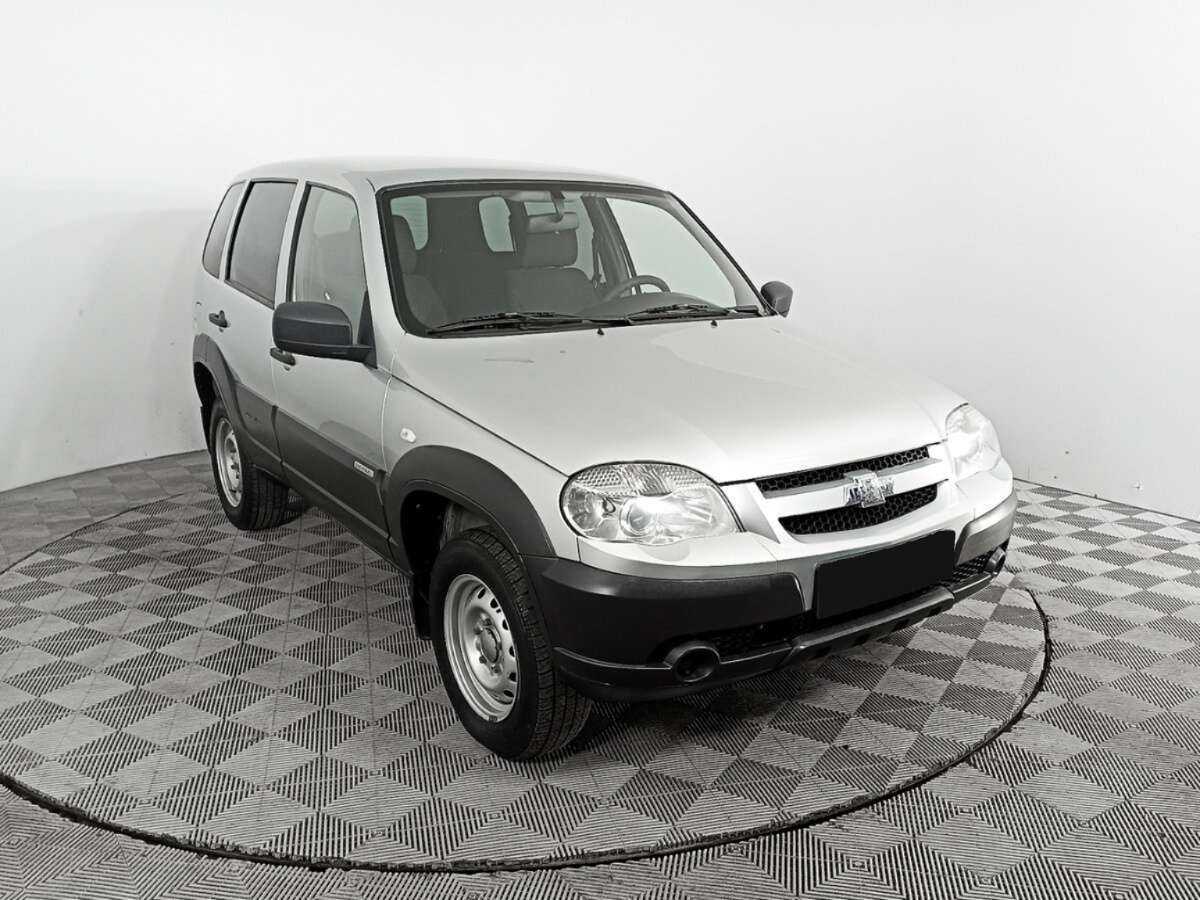 Купить Chevrolet Niva с пробегом. Фото: #2
