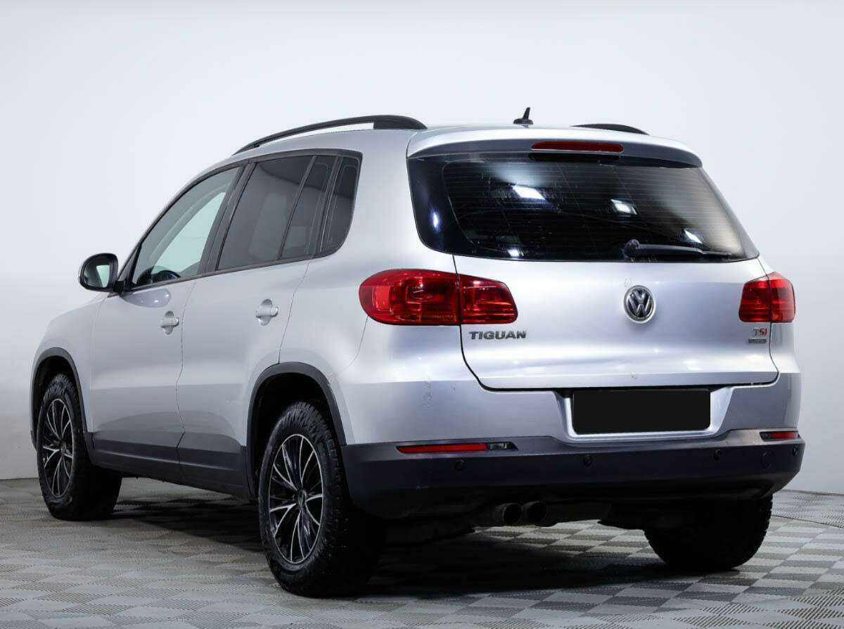 Купить Volkswagen Tiguan с пробегом. Фото: #3