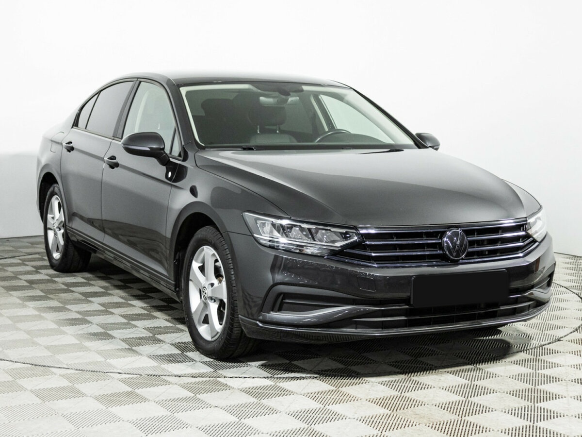Купить Volkswagen Passat с пробегом. Фото: #2